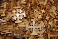 7 Olivewood crosses_746_497_100